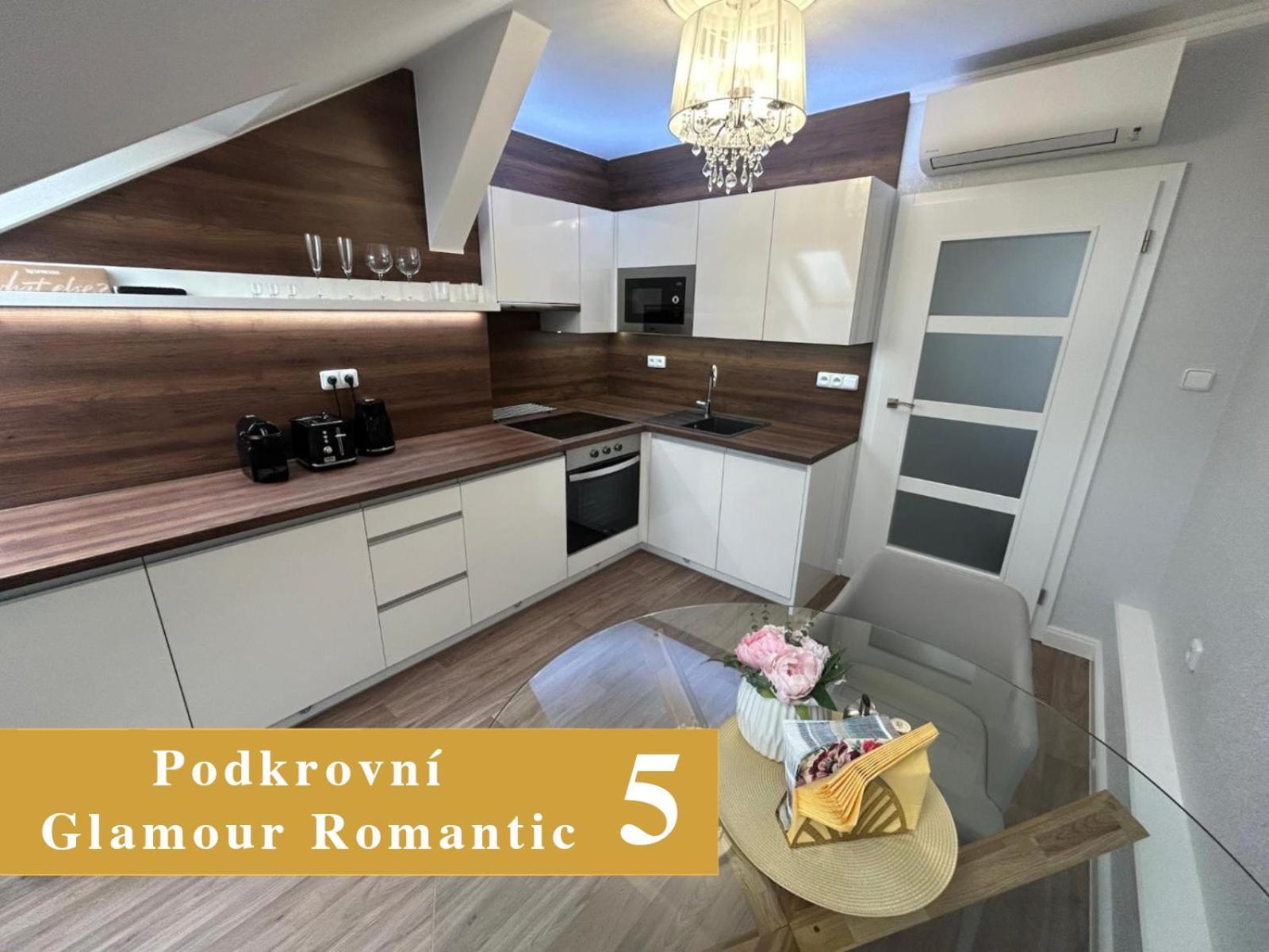 Efipa Glamour Apartments Pilzno Zewnętrze zdjęcie