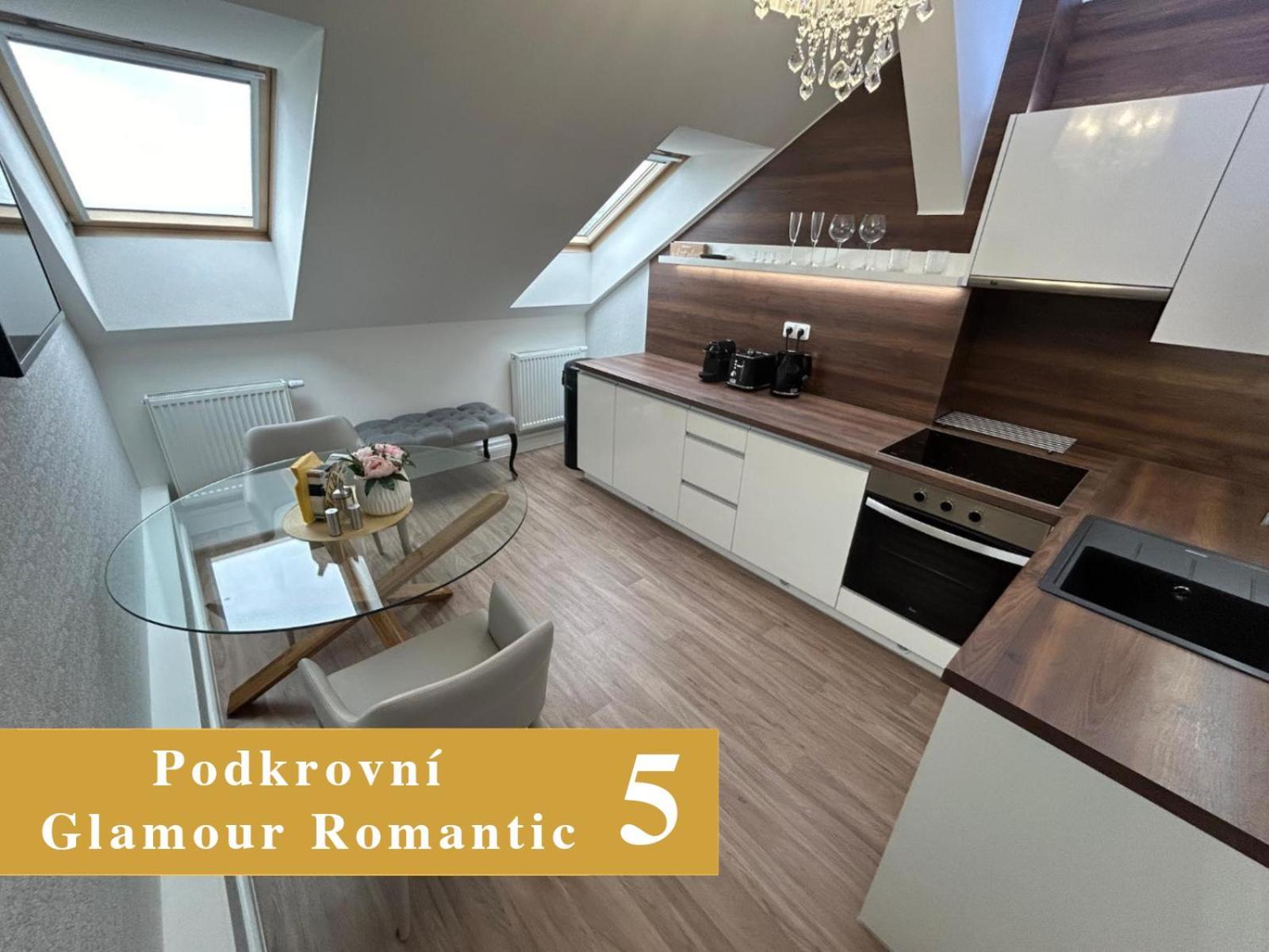 Efipa Glamour Apartments Pilzno Zewnętrze zdjęcie